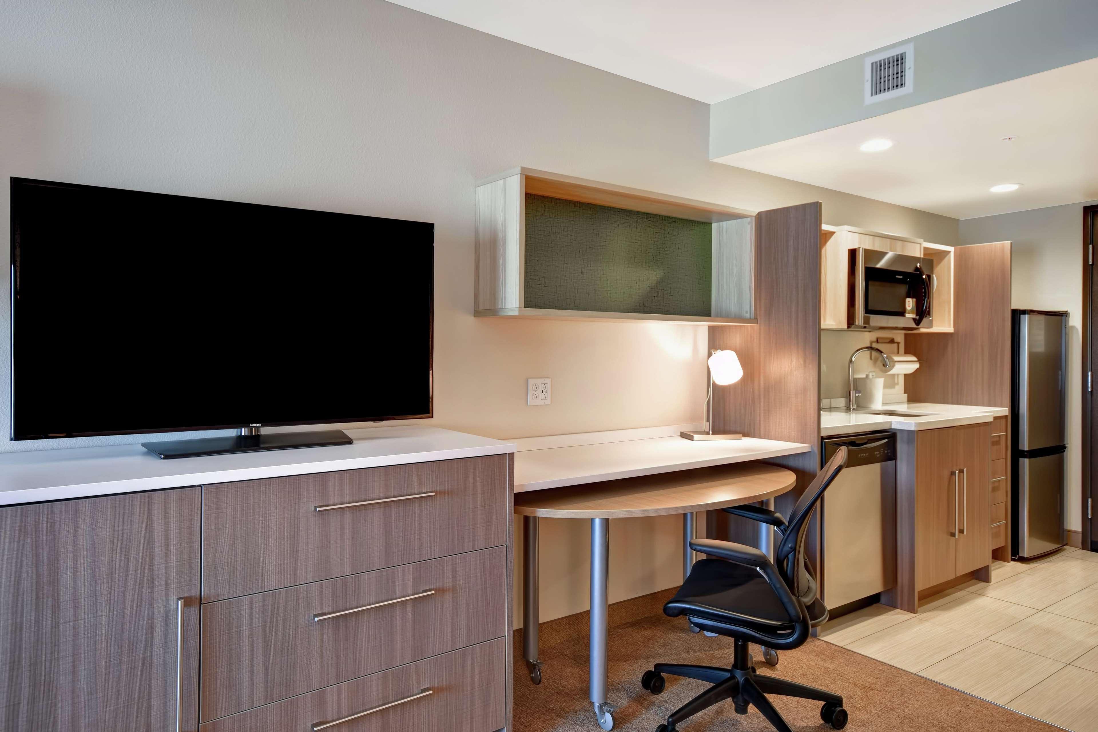 Home2 Suites By Hilton Victorville Εξωτερικό φωτογραφία